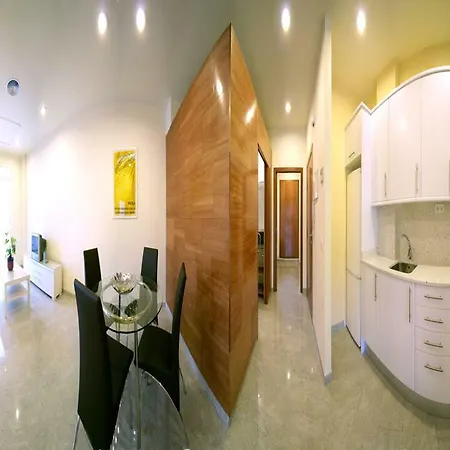 Girona Apartments