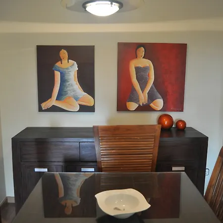 Girona Apartments Apartment